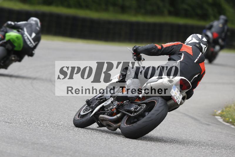 /Archiv-2025/22 06.06.2025 DISCOVER the BIKE ADR/Race 3 rot/backside